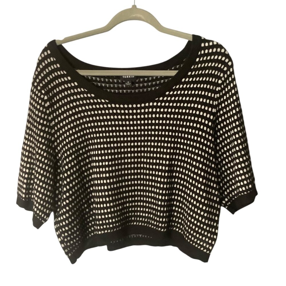Torrid Black White Dotted Knit Batwing Sleeve Crop Sweater Top‎ Size 22/24  Boho